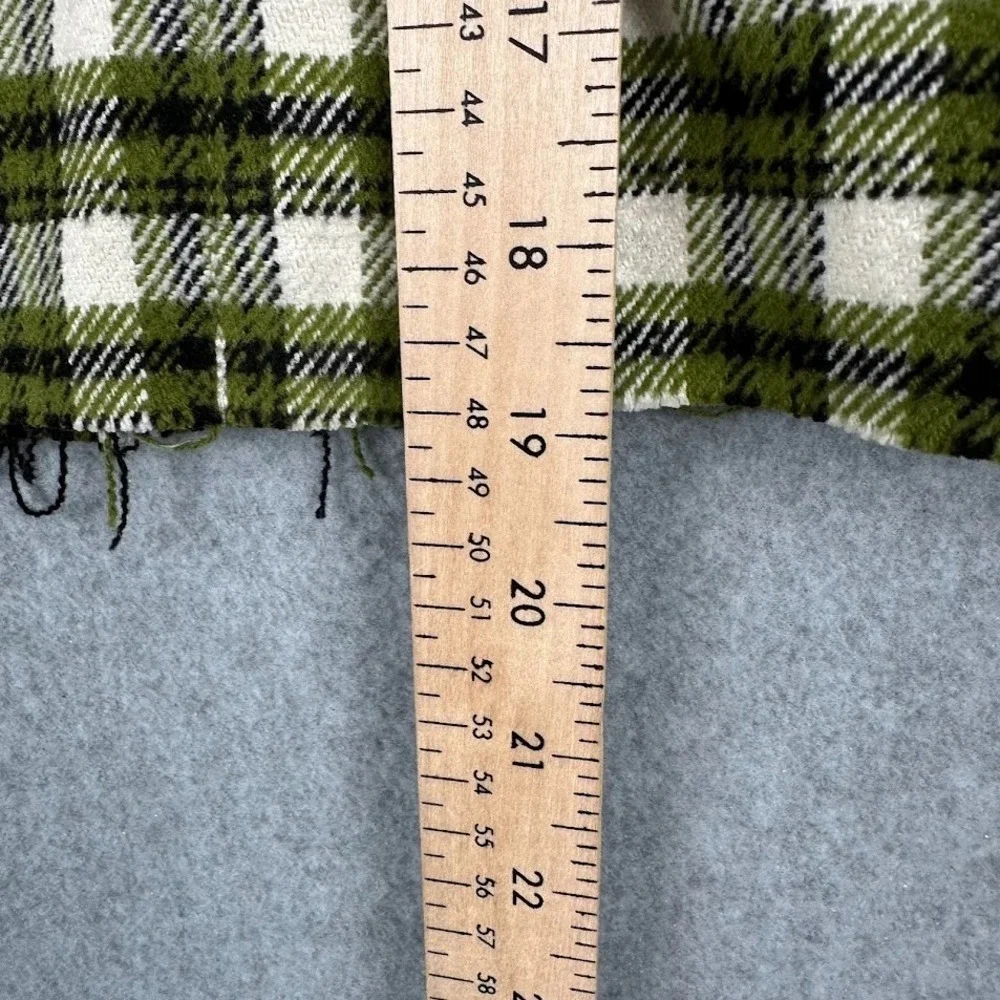 Urban Outfitters BDG Carissa Flannel Cropped Shirt Jacket Womens Large NWT Green